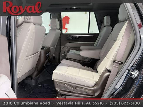 Used 2025 Chevrolet Tahoe Z71 w/ Z71 Off-Road Package image 19