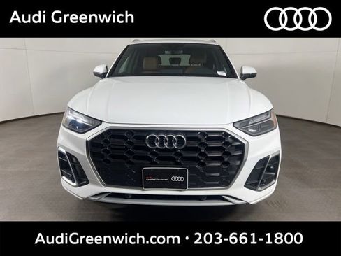 Used 2023 Audi Q5 2.0T Premium w/ Convenience Package AWD/4WD image 2