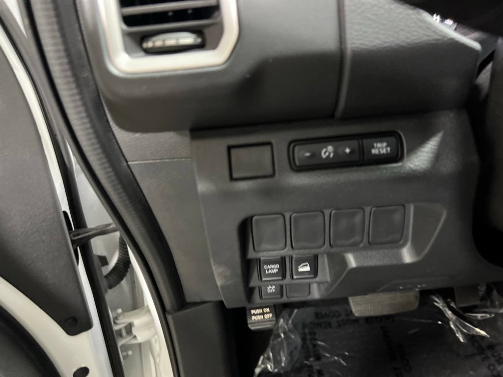 Used 2023 Nissan Frontier SV w/ Tow Package AWD/4WD image 24