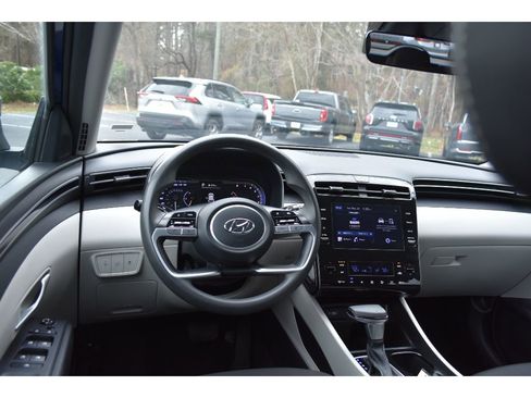 Used 2024 Hyundai Tucson SEL image 11