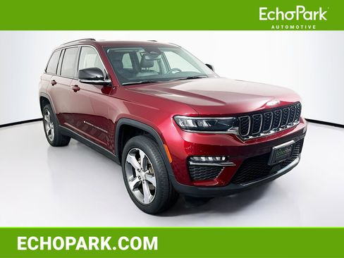 Used 2023 Jeep Grand Cherokee Limited image 1