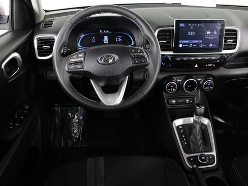 Certified 2026 Hyundai Venue SEL FWD image 8