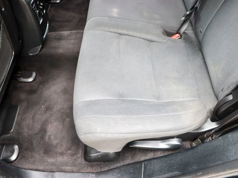 Used 2017 Jeep Grand Cherokee Laredo RWD image 17