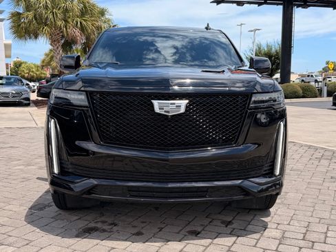 Used 2023 Cadillac Escalade Sport w/ Touring Package AWD/4WD image 8