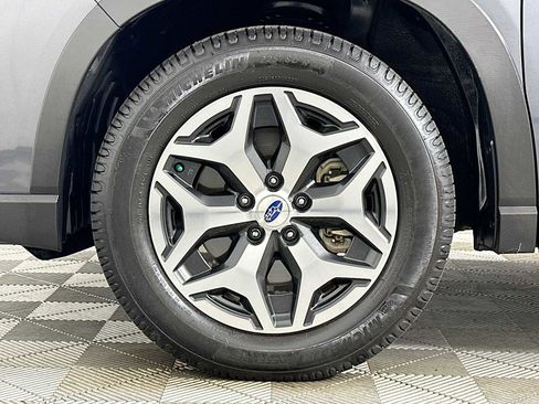Used 2020 Subaru Forester Premium image 29