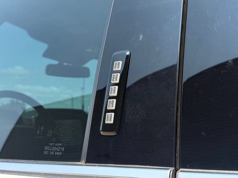 Used 2022 Ford F150 Platinum w/ Equipment Group 701A High AWD/4WD image 17