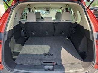 Used 2023 Nissan Rogue SV AWD/4WD video 5