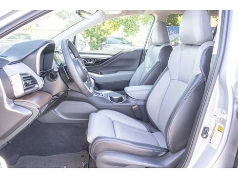 Certified 2025 Subaru Outback Limited AWD/4WD image 15