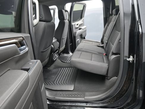 Used 2022 Chevrolet Silverado 1500 LT AWD/4WD image 16