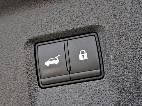 Used 2023 INFINITI QX60 Luxe image 30