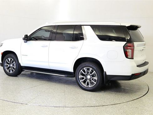 Used 2021 Chevrolet Tahoe LT w/ LT Signature Plus Package AWD/4WD image 5
