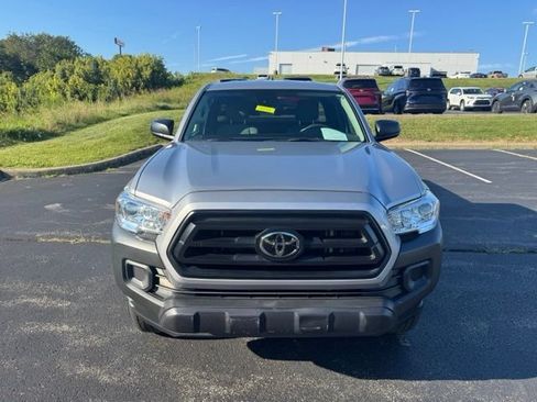 Used 2021 Toyota Tacoma SR RWD image 8