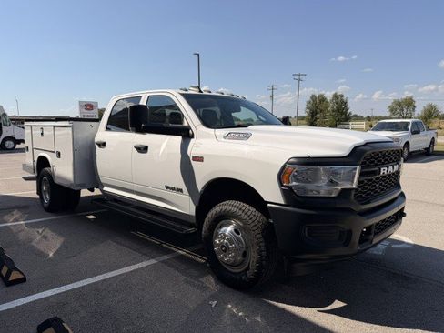 Used 2022 RAM 3500 Tradesman AWD/4WD image 3
