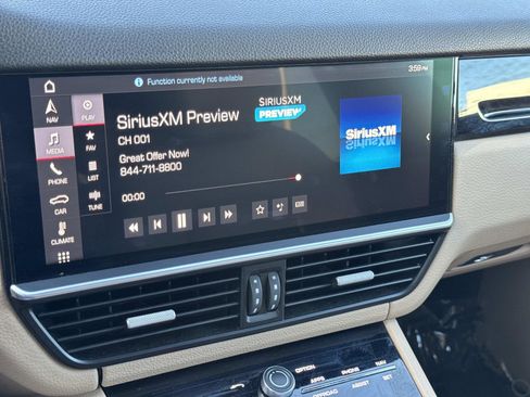 Used 2019 Porsche Cayenne Base FWD image 22