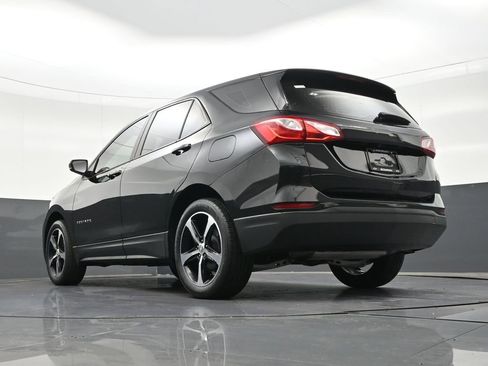 Used 2021 Chevrolet Equinox LS image 25