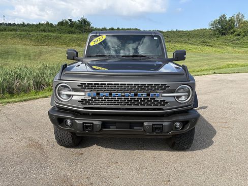 Used 2023 Ford Bronco Badlands AWD/4WD image 8