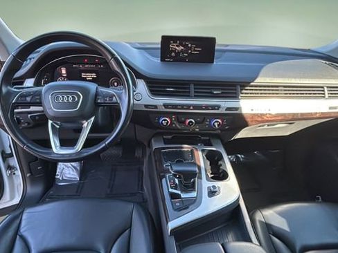 Used 2019 Audi Q7 2.0T Premium w/ Cold Weather Package image 16