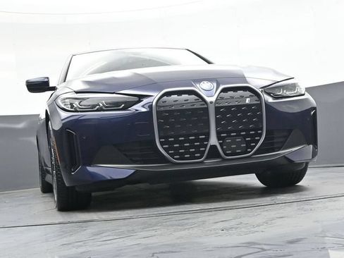 Used 2023 BMW i4 eDrive35 RWD image 46