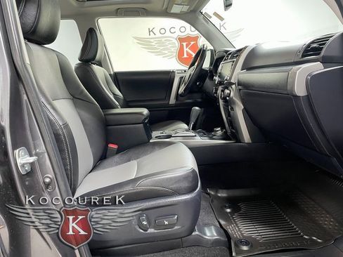 Used 2023 Toyota 4Runner SR5 Premium w/ Moonroof Package image 22