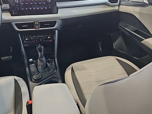 New 2026 Volkswagen Taos SE AWD/4WD image 23
