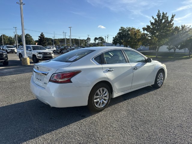 Used 2014 Nissan Altima 2.5 S FWD image 5