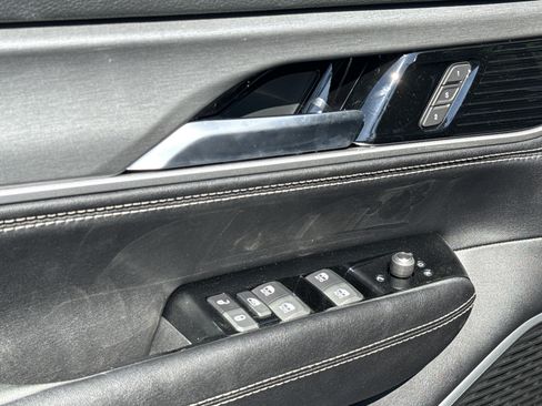 New 2026 Jeep Grand Wagoneer L 2WD image 13