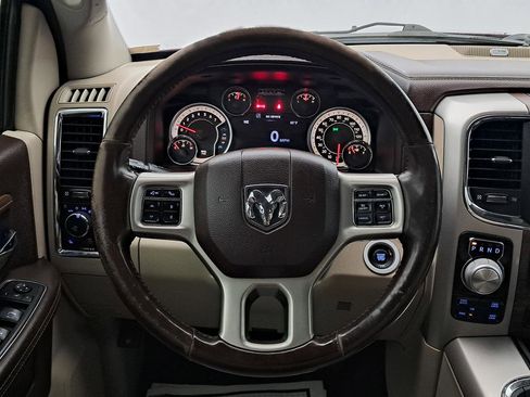 Used 2018 RAM 1500 Laramie w/ Convenience Group image 7