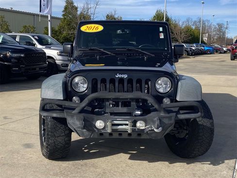 Used 2016 Jeep Wrangler Unlimited Sport w/ Quick Order Package 24S image 2