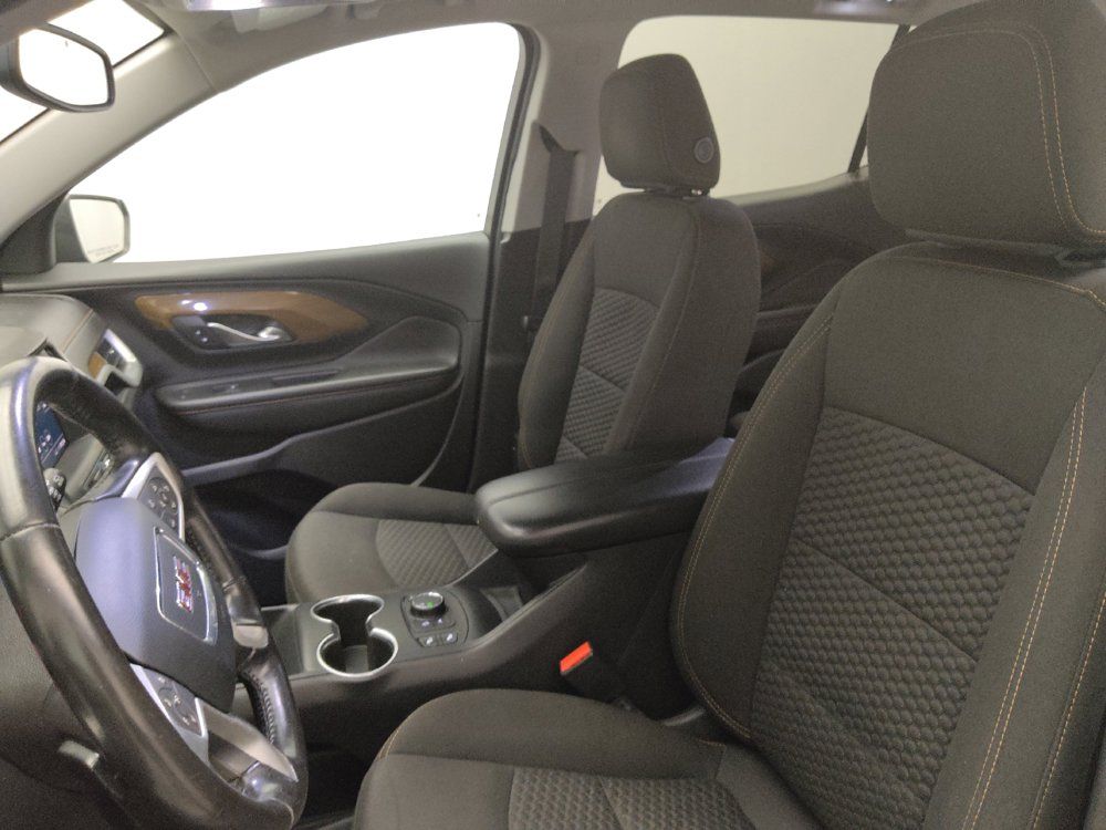 Used 2020 GMC Terrain SLE w/ Driver Convenience Package FWD image 17