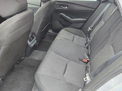 Certified 2025 Honda Accord SE image 11