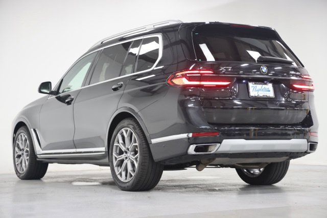 Used 2024 BMW X7 xDrive40i AWD/4WD image 14