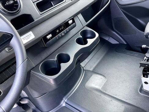 New 2025 Mercedes-Benz Sprinter 2500 image 7