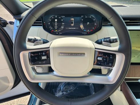 New 2026 Land Rover Range Rover Long Wheelbase SE AWD/4WD image 20