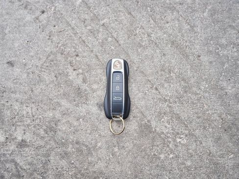 Used 2021 Porsche 911 Turbo S image 67