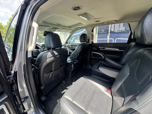 Used 2020 Kia Telluride S AWD/4WD image 20