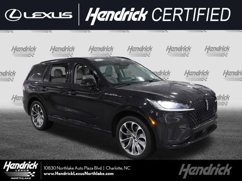 Used 2025 Lincoln Aviator AWD w/ Jet Appearance Package image 1