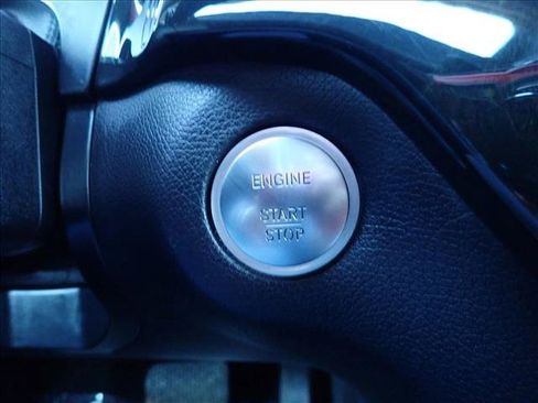 Used 2016 Mercedes-Benz GLE 350 4MATIC image 26