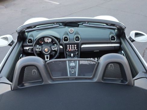 Used 2024 Porsche 718 Boxster S RWD image 16