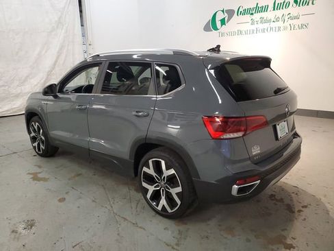 Used 2022 Volkswagen Taos SEL w/ Panoramic Sunroof Package AWD/4WD image 4