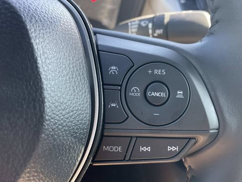 Used 2025 Toyota Corolla SE FWD image 29