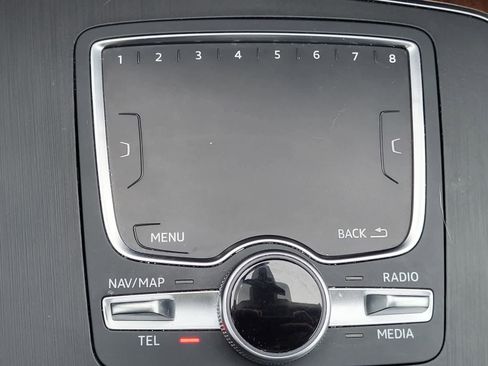 Used 2019 Audi Q5 2.0T Premium Plus w/ Premium Plus Package image 23