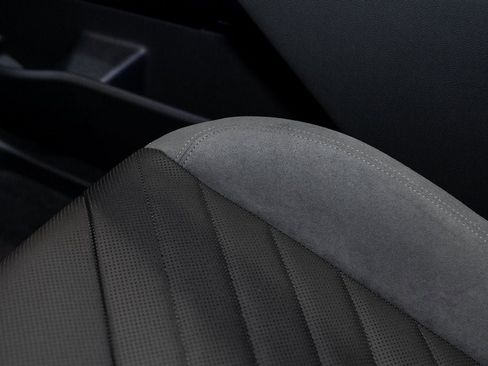 Used 2026 BMW iX xDrive60 w/ M Sport Package image 23