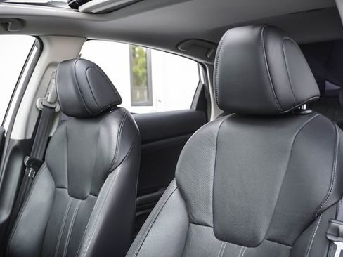 Used 2019 Honda Insight Touring image 10