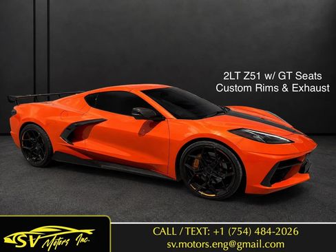 Used 2021 Chevrolet Corvette Stingray Preferred Cpe w/ Z51 Performance Package RWD image 1