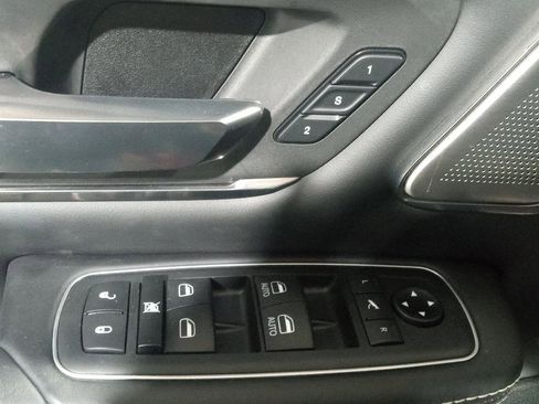 Used 2020 RAM 1500 Limited image 15