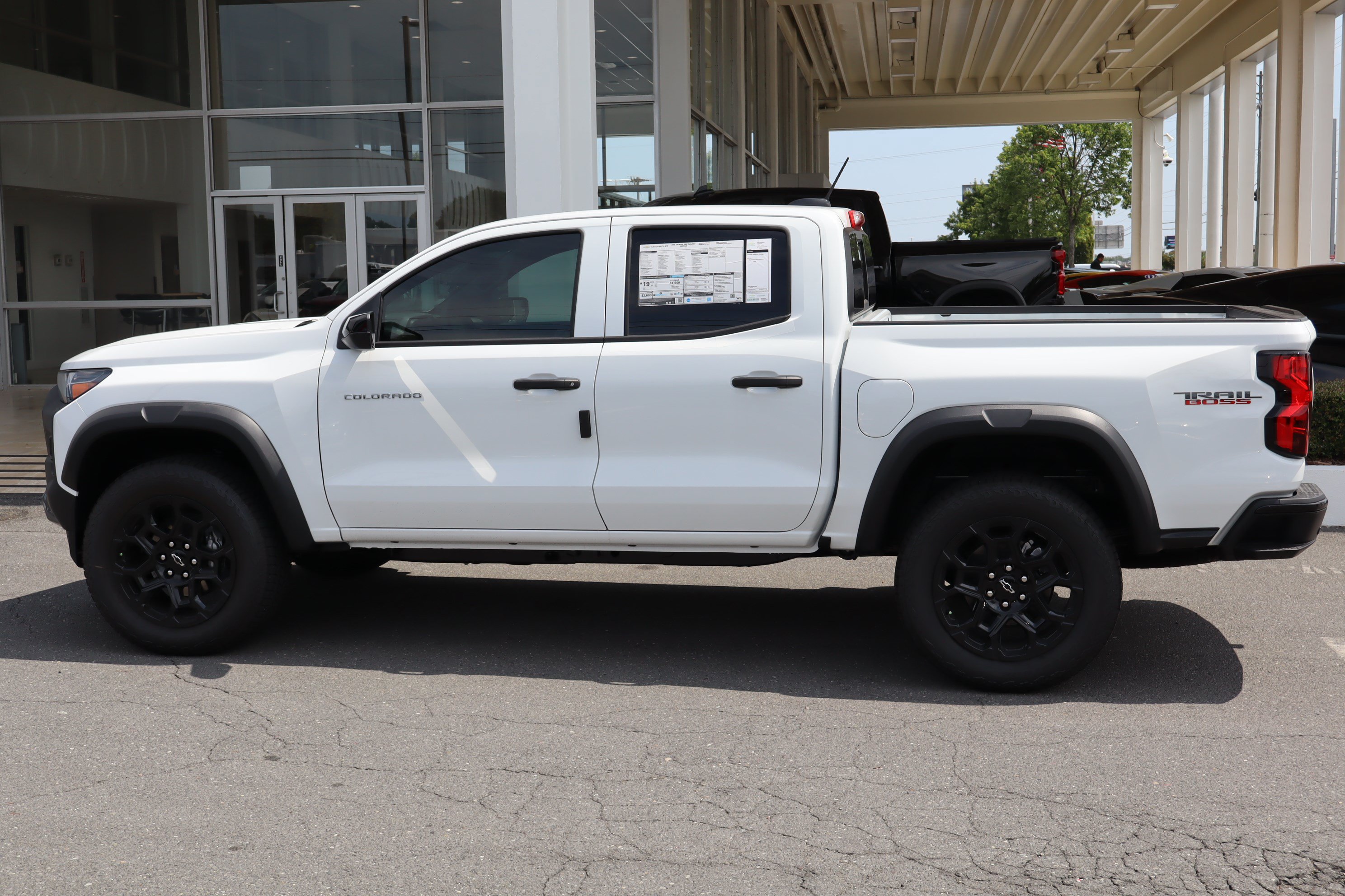 New 2026 Chevrolet Colorado Trail Boss AWD/4WD image 6