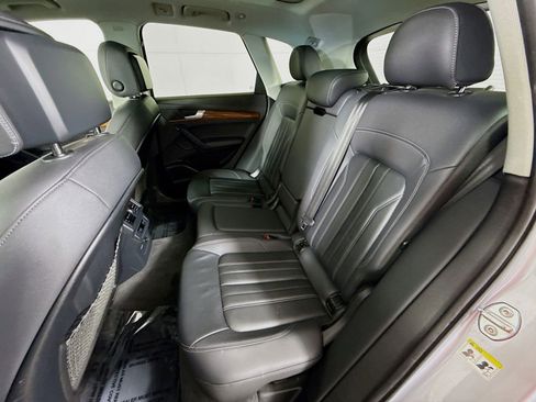 Certified 2023 Audi Q5 2.0T Premium Plus w/ Premium Plus Package image 21