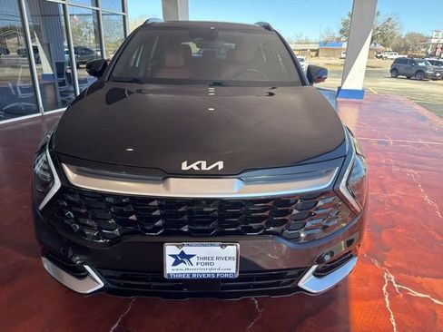 Used 2025 Kia Sportage SX image 2