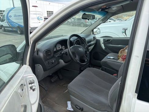 Used 2007 Dodge Grand Caravan SXT FWD image 4