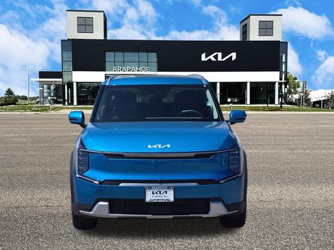 New 2026 Kia EV9 Wind AWD/4WD image 3